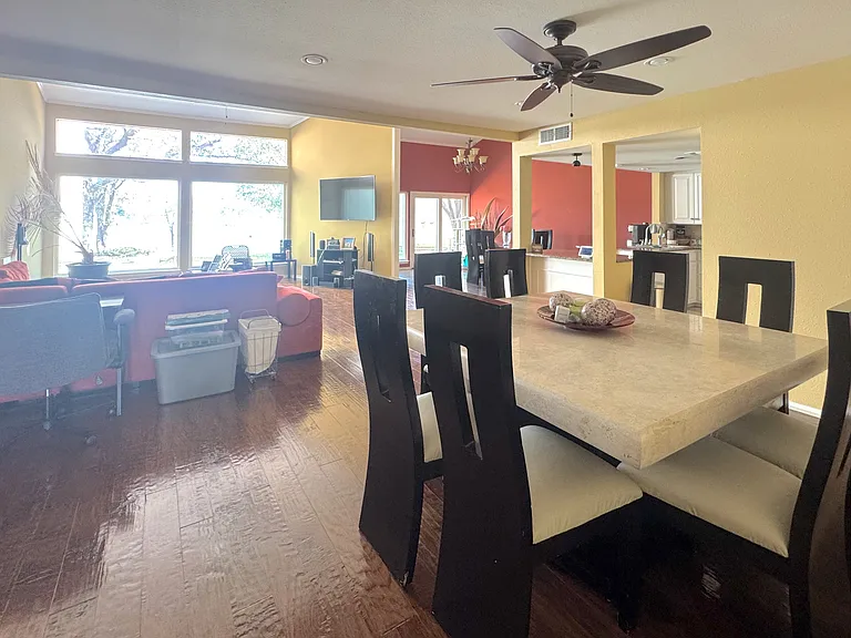 2542 Lindenwood Dr #2542 — Photo 8