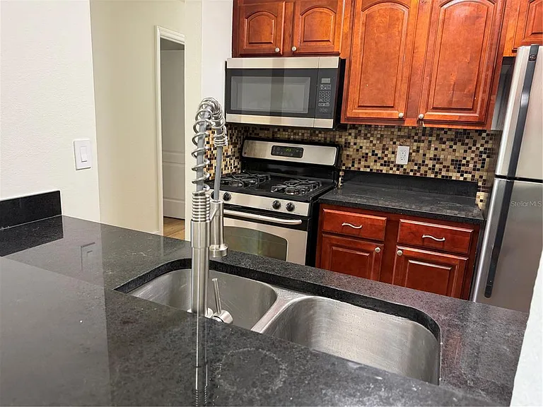 2013 Dixie Belle Dr #A — Photo 16