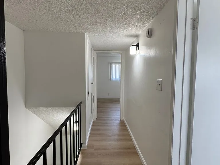 3920-3932 Christmas Tree Ln #4600-4622 — Photo 10