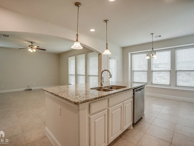 3324 Damsel Sauvage Ln — Photo 14