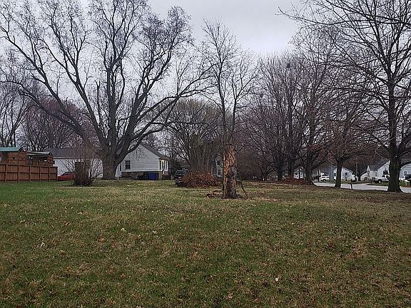 4th image of 2209 Milligan Ct SW