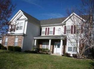 5753 Halifax Bend Ct, Weldon Spring, MO 63304