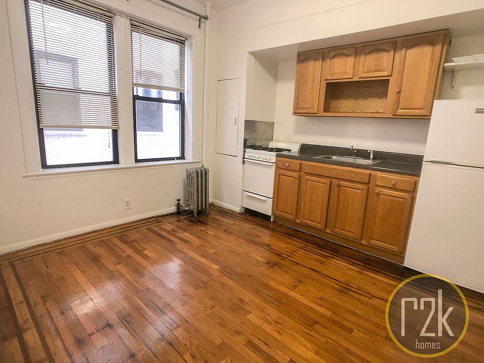 1st image of 4525 42nd St APT 1B