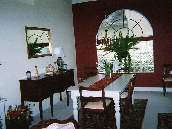 4th image of 6527 Burnham Cir