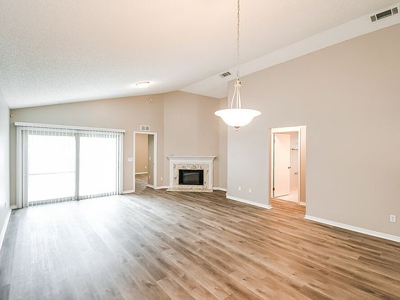 5th image of 11139 Caroline Crest Dr