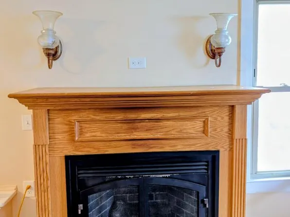1 Pebble St #B, North Adams, MA 01247