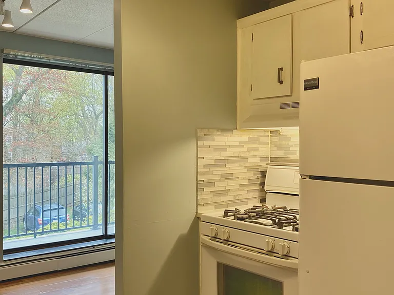 271 Lake St #0 — Photo 12