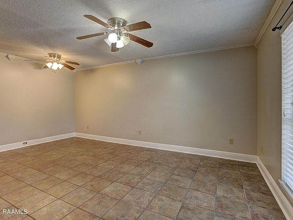 4th image of 100 Winchester Dr APT 610