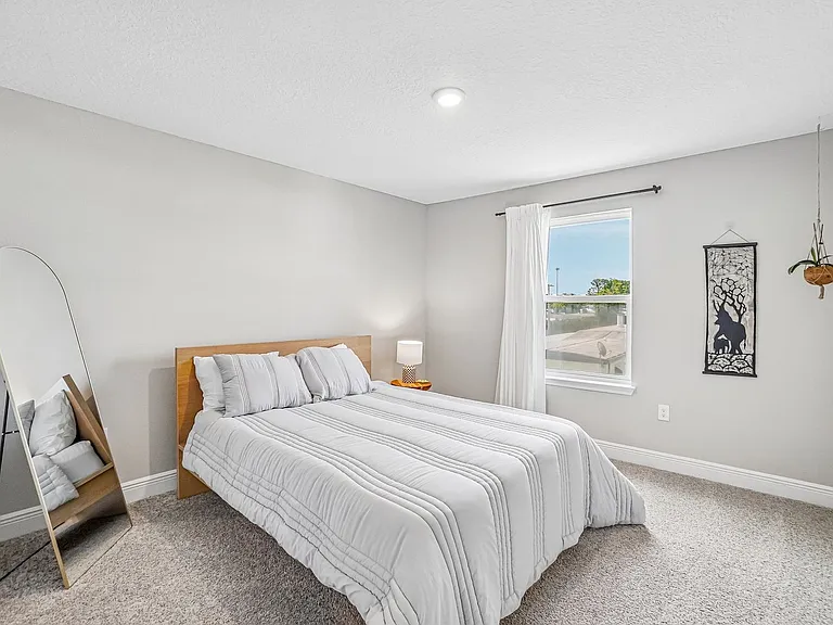 5282 Neil Dr — Photo 26