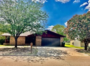 2100 Fairway Ter, Clovis, NM 88101