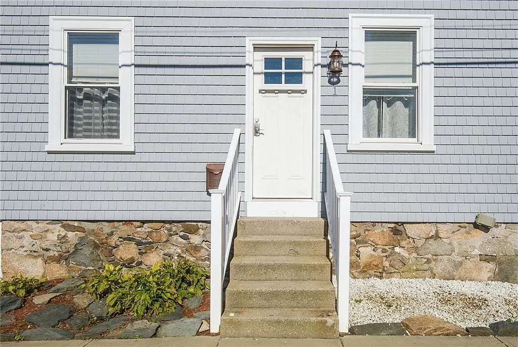 4 bed, 1100 sqft, $3,100 — Photo 2