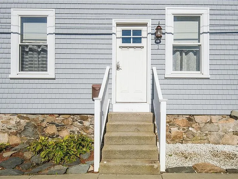 1 Lucas Ave — Photo 2