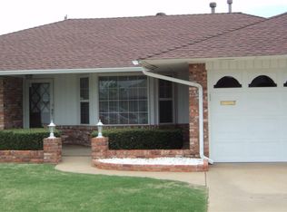 8909 S Country Club Dr, Oklahoma City, OK 73159