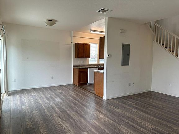 5th image of 245 Pacifica Blvd Unit 202