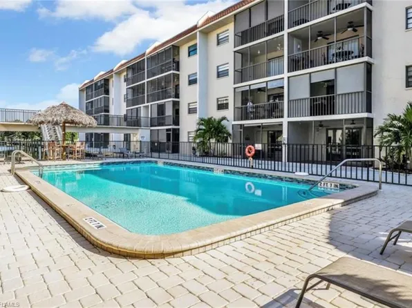 9395 Pennsylvania AVE #37, BONITA SPRINGS, FL 34135