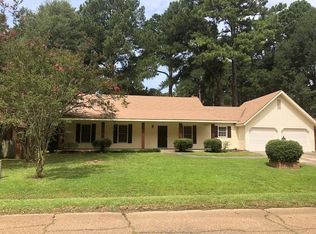 4521 Parisian Dr, Jackson, MS 39206