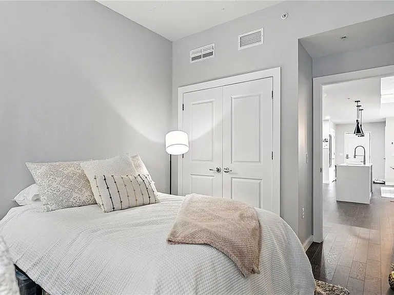 2545 Penn Ave #208 — Photo 18