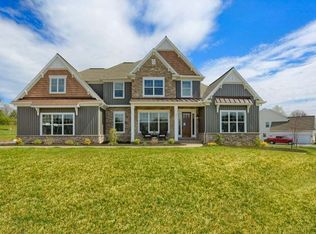 108 E Valley Rd, Denver, PA 17517