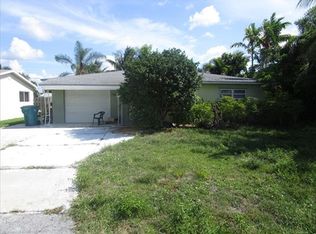 307 SW 7th Ave, Boynton Beach, FL 33435