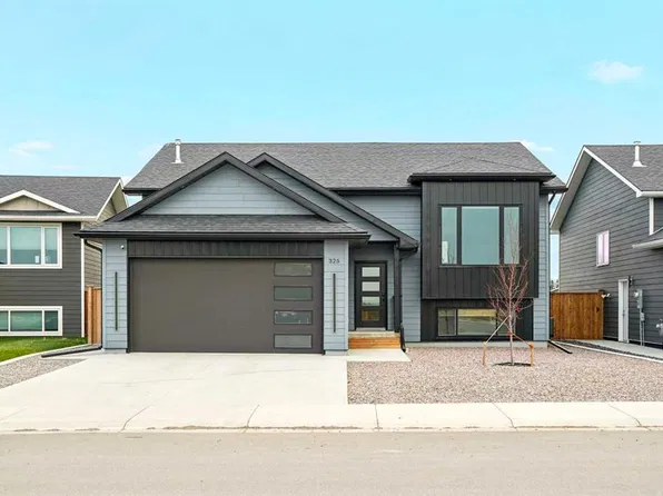 325 W 9th St N, Picture Butte, AB T0K 1V0