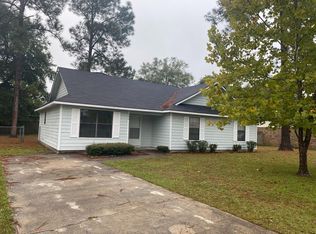 604 Oak St, Hinesville, GA 31313