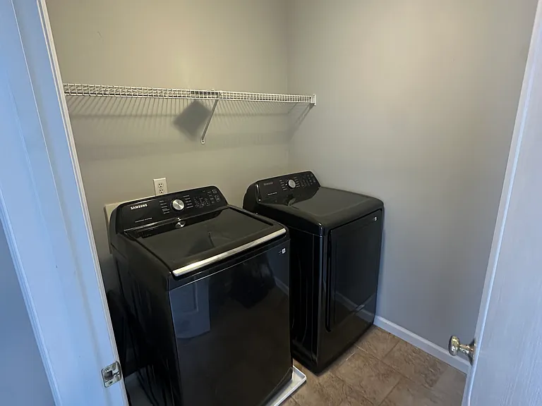 2503 Becketts Ridge Dr — Photo 38