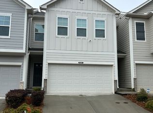 6262 Centennial Run, Atlanta, GA 30349