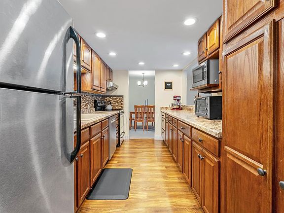 2nd image of 6302 Mineral Point Road #304