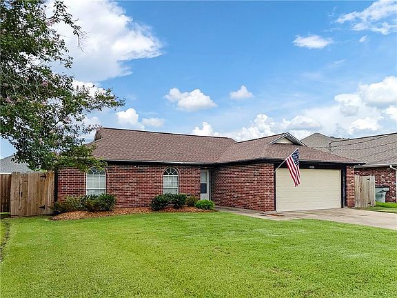 3rd image of 4236 Holly Hill Ct
