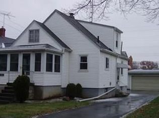 1310 Hollyrood Rd, Sandusky, OH 44870