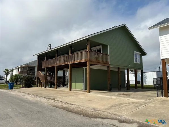 103 W Commerce St, Port O Connor, TX 77982