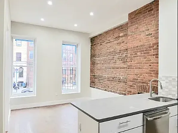 168 Halsey St APT 3, Brooklyn, NY 11216