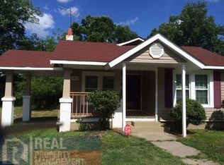 1013 S Benbow Rd, Greensboro, NC 27406