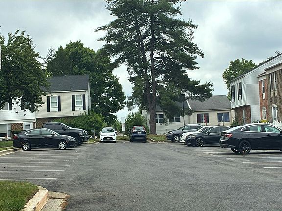 5th image of 7529 Courtney Pl