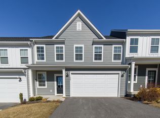 208 Addison Ct, Blacksburg, VA 24060