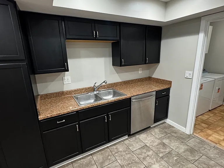 1127 Black Oak Dr #1125 — Photo 7