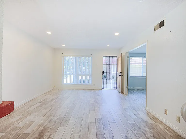 12883 Newhope St — Photo 13