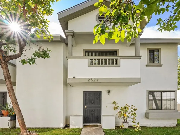 2527 California Ave, Signal Hill, CA 90755