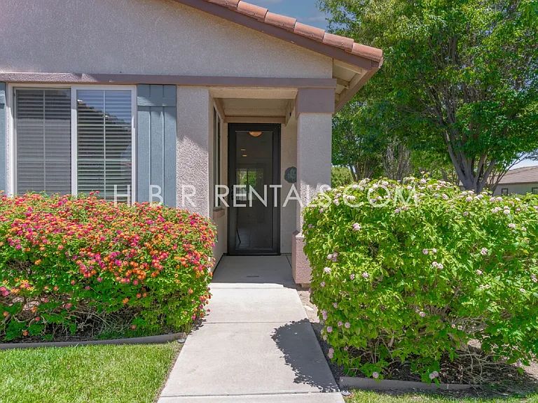 2514 Bellchase Dr — Photo 3
