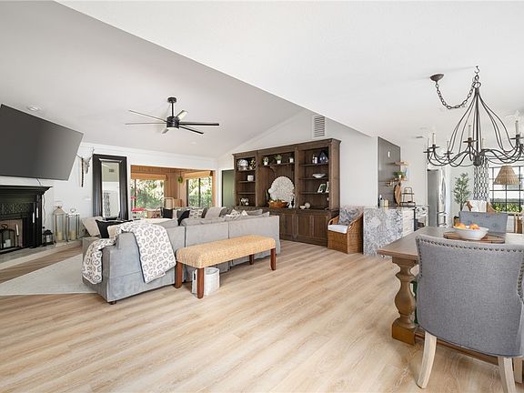 4th image of 134 Prestwick Cir