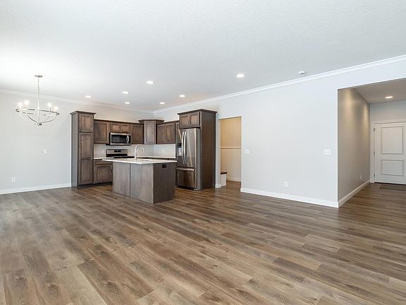 4th image of 3873 Orchard Dr