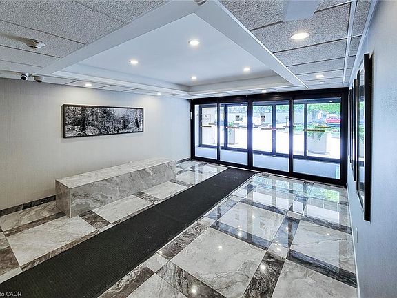 4th image of 120 Duke St #202