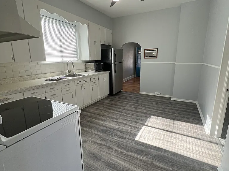 3834 Julian St — Photo 7
