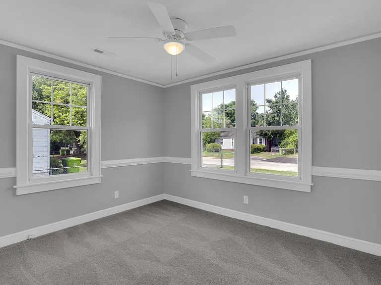 320 Virginia St — Photo 14
