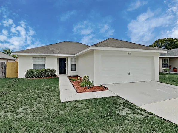2033 Fish Eagle St, Clermont, FL 34714