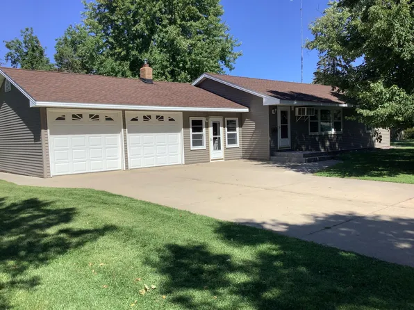 643 E 5th St, Litchfield, MN 55355