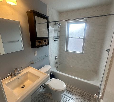 3rd image of 3815 Lorain Ave #2