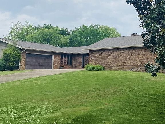 2nd image of 3878 Jill St NE