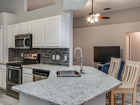 3rd image of 1853 Abbeyridge Dr