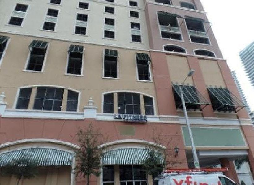 1st image of 999 SW 1st Ave APT 3015